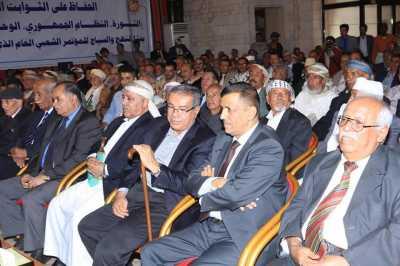 يحيى صالح يُهنئ رئيس المؤتمر بعيد الاستقلال	 