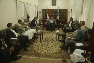 أبو راس: المؤتمر يرى في الوحدة اليمنية خطاً أحمر لا يجب تخطيه