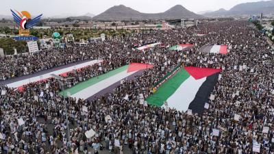 صنعاء تشهد خروجا مليونيا في مسيرة جهاد وثبات واستبسال.. لن نترك غزة