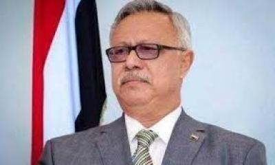 بن حبتور يعزّي الشيخ محمد حليصي بوفاة والدته
