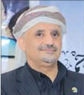 الشيخ حمير الأحمر: اليمن أولاً..ولا مخرج من الأزمة إلا بالشراكة والتوافق
